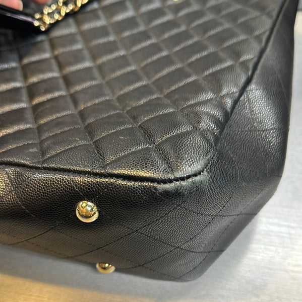 Chanel Classic CC Caviar Large Shopping Tote