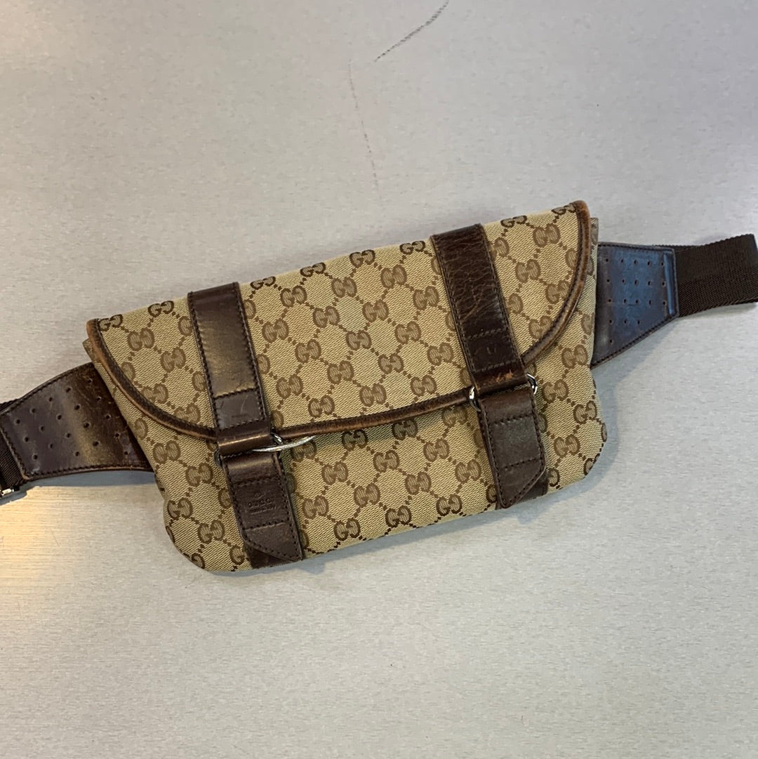vintage gucci belt bag