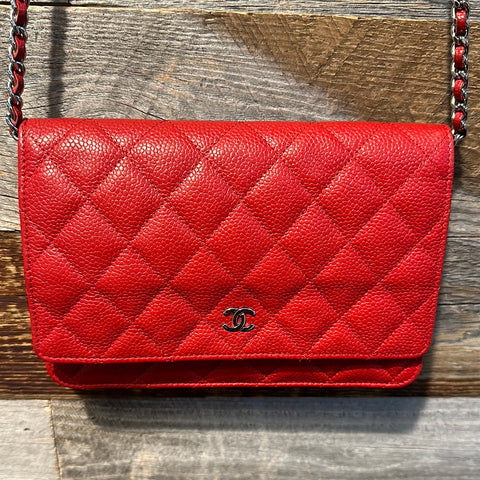 Chanel Caviar Quilted Chain Wallet