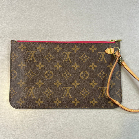 Louis Vuitton Montaigne Epi Pochette Bag – Uptown Cheapskate Torrance