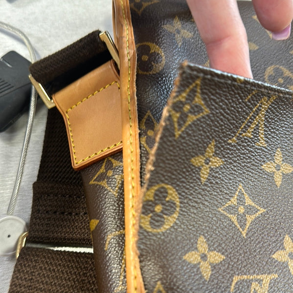 Louis Vuitton Bosphore Monogram Messenger Bag