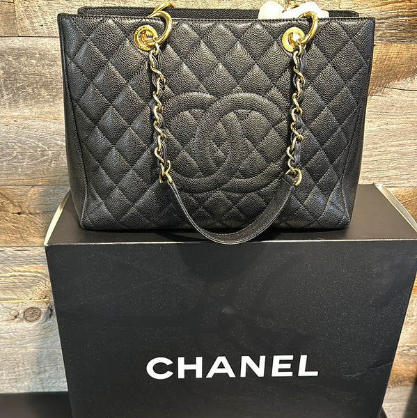 Chanel Caviar Grand Tote Bag
