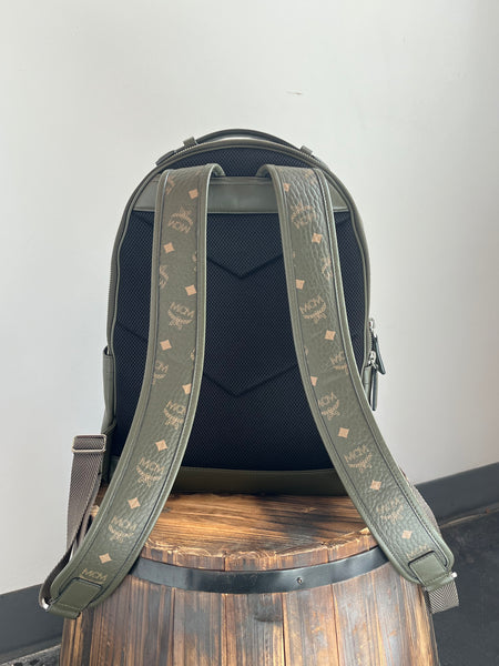 MCM Stark Medium Backpack