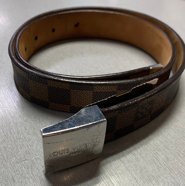 Louis Vuitton Damier belt 80/32