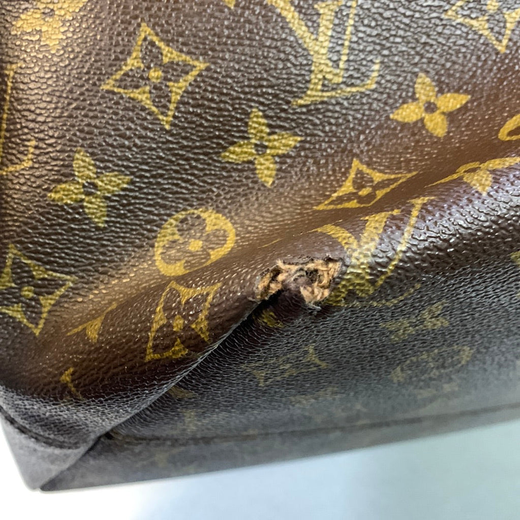Authentic Louis Vuitton Raspail MM Monogram Shoulder Bag SR0132