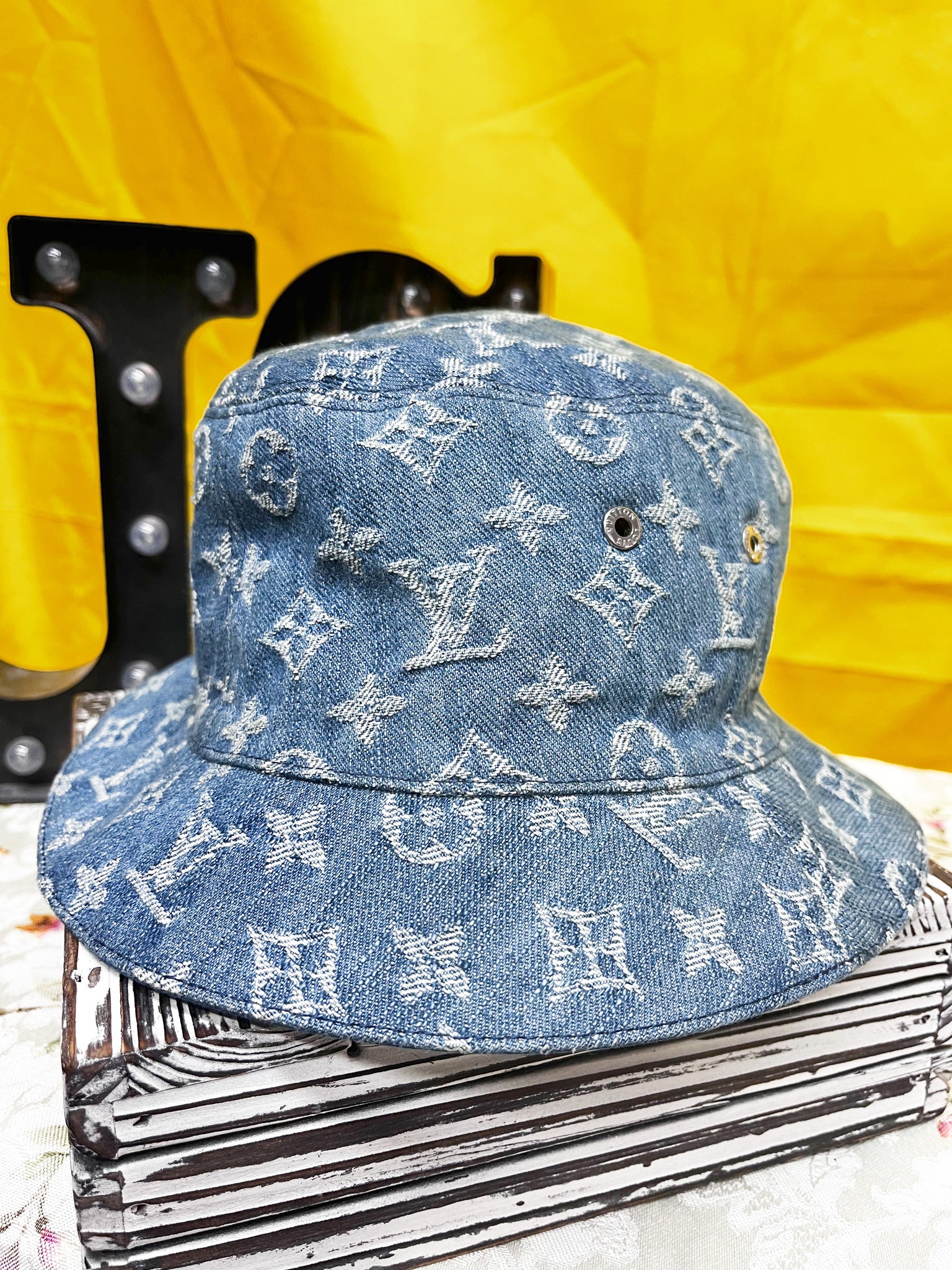 Louis Vuitton Monogram Jacquard Bucket Hat – Uptown Cheapskate