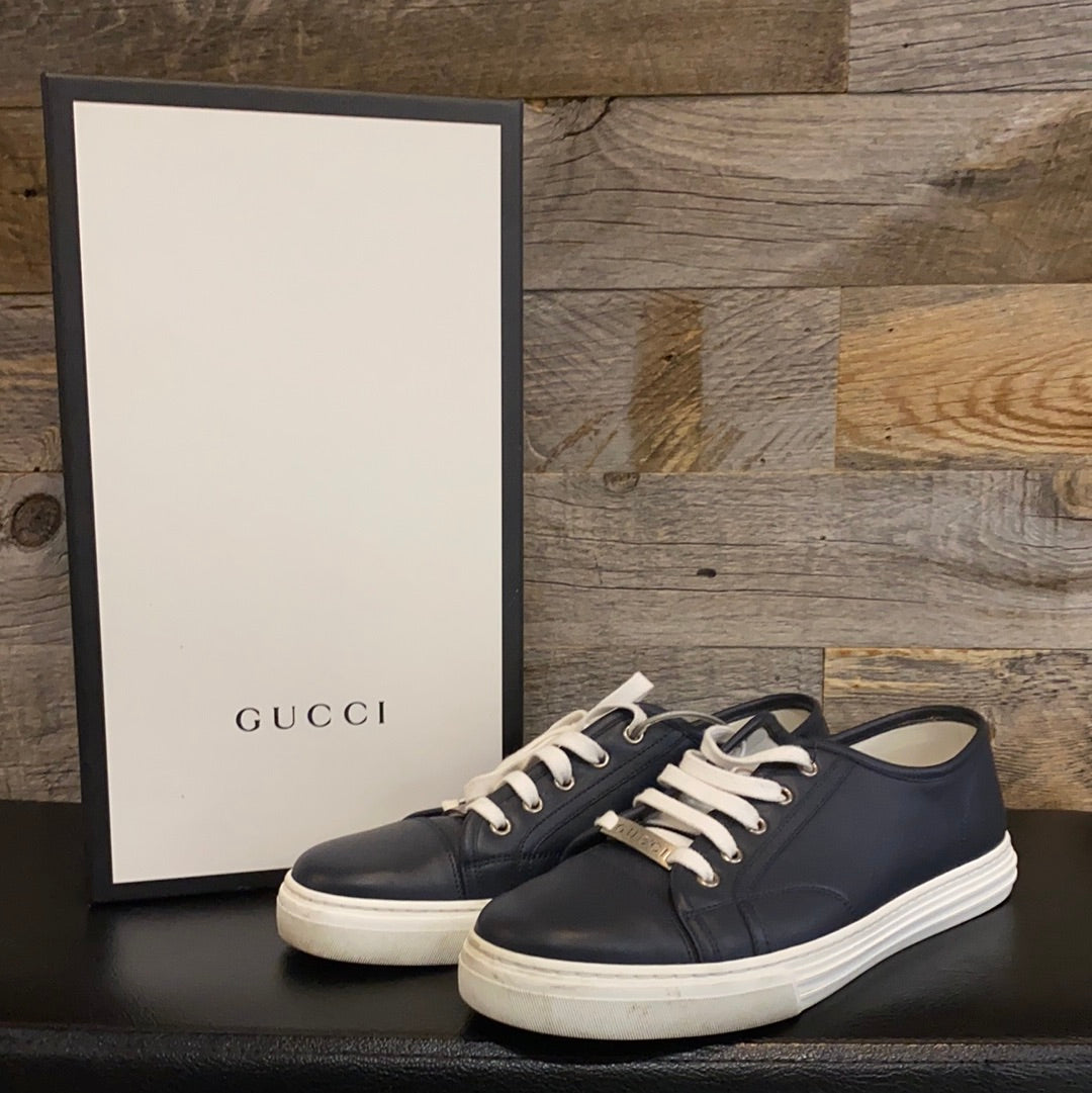 Gucci Leather Low Sneakers